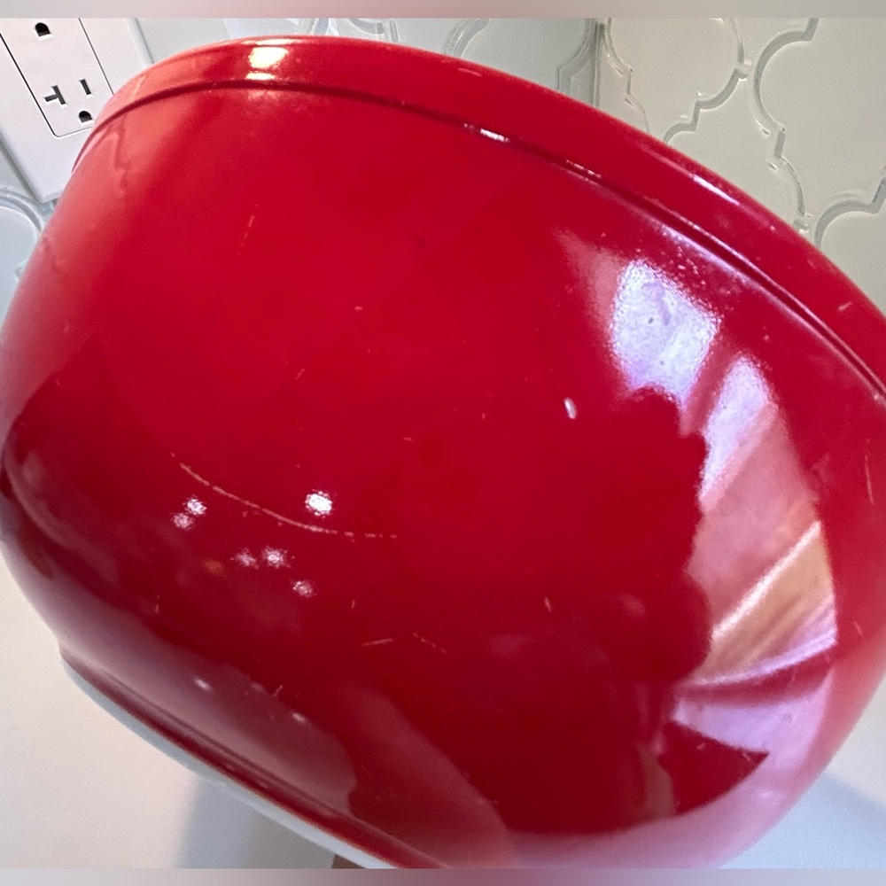 Vintage MCM Pyrex Red 404 4 Qt. Nesting Mixing Bowl Early 1960’s Large Milkglass - Picture 4 of 4